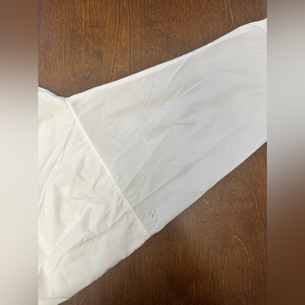 DSG Classic White Zip-Up Hoodie Rain Coat - Picture 9 of 9